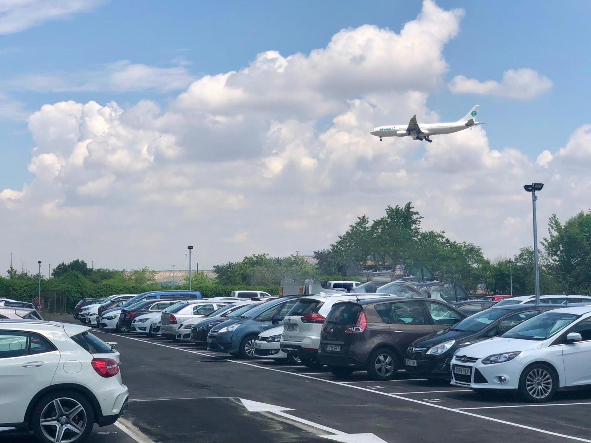 Ap Hotel Madrid Airport Bagian luar foto