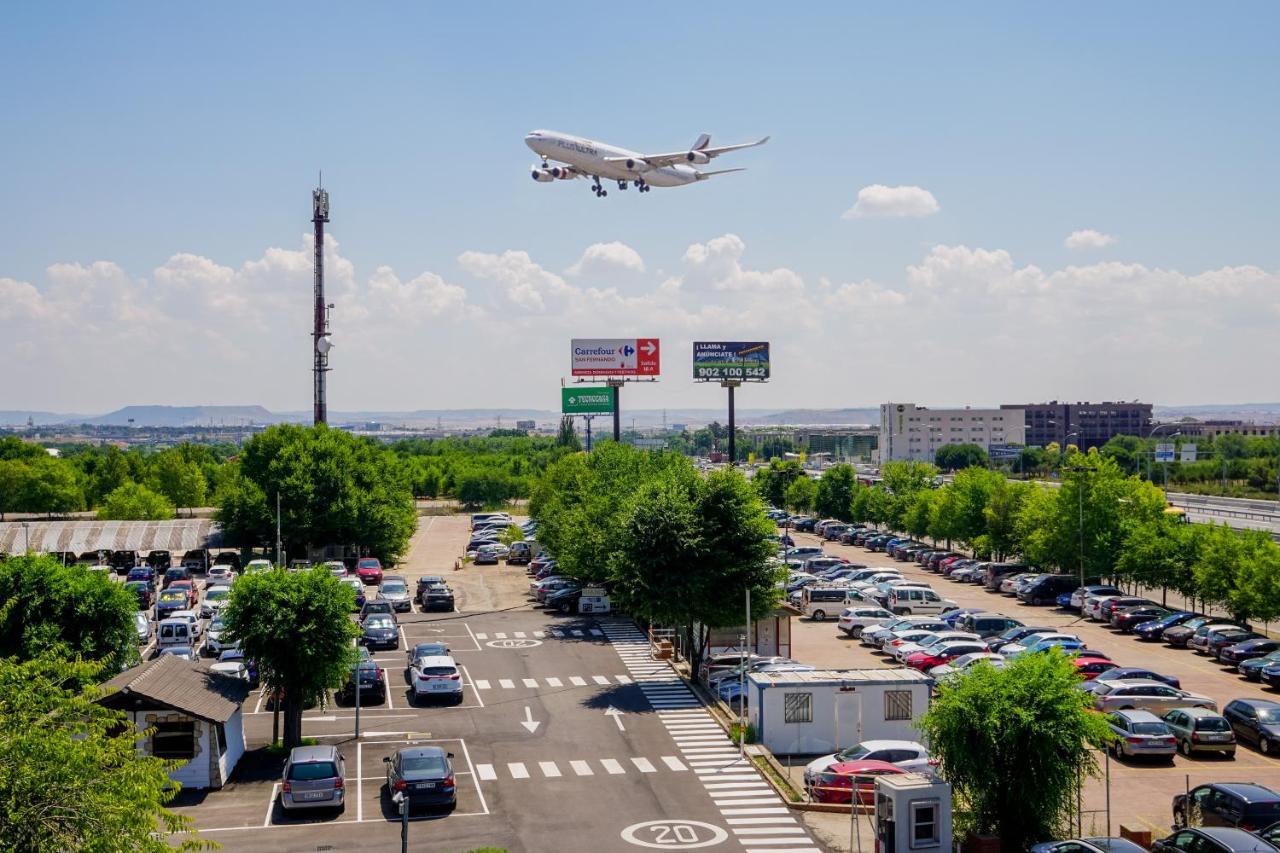 Ap Hotel Madrid Airport Bagian luar foto
