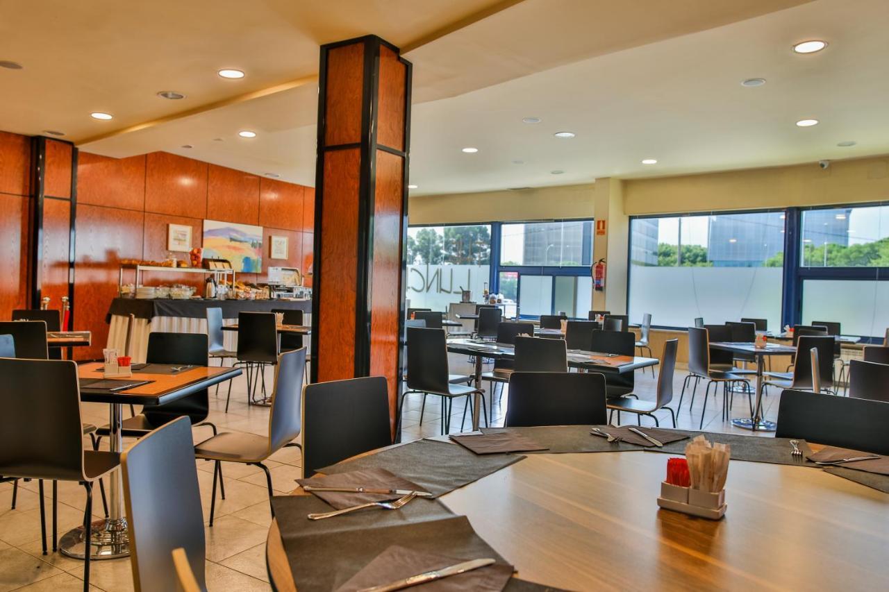 Ap Hotel Madrid Airport Bagian luar foto